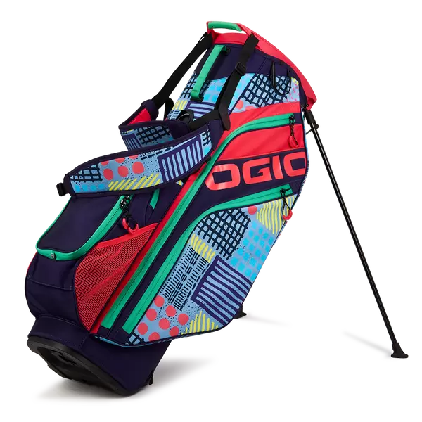 Yes! The ergonomic shoulder straps and two-point lift system of Ogio golf bags provide superior comfort when carrying your gear around the course. Additionally, many of these bags feature adjustable straps for a customized fit.